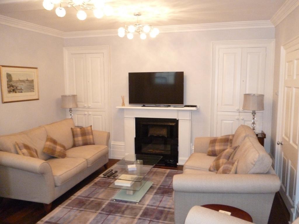Kings House Wokingham Guest House Bilik gambar