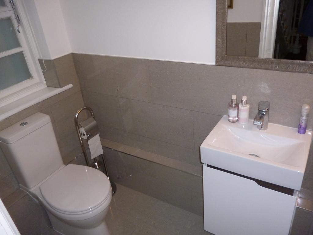 Kings House Wokingham Guest House Bilik gambar